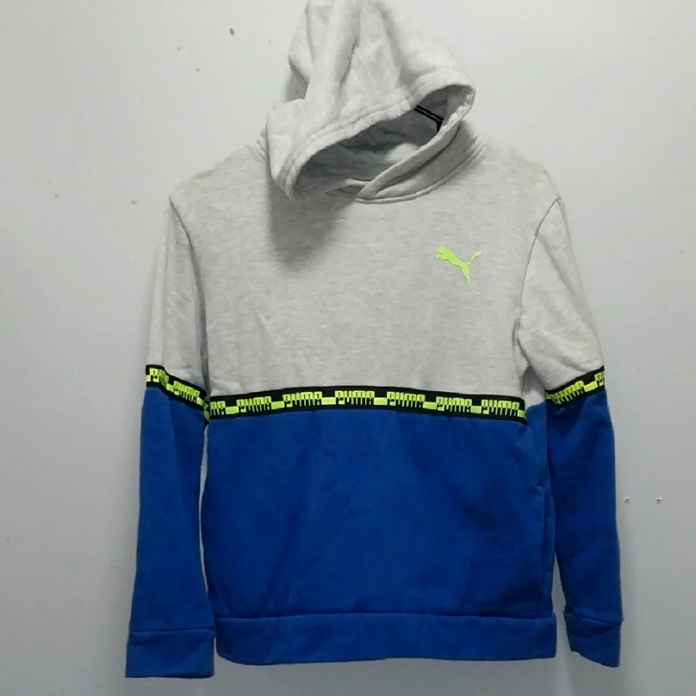 Puma Boy''s Gray and Blue Sweatshirt with Neon Accents Large